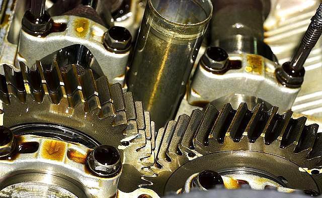 夏季汽車“防中暑”，潤滑油需要注意哪些問題